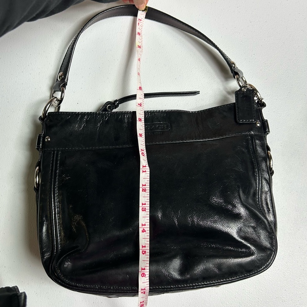 Vintage Coach Zoe Black Leather Shoulder Bag Purse | Model: F1082-F15478 - Picture 9 of 16